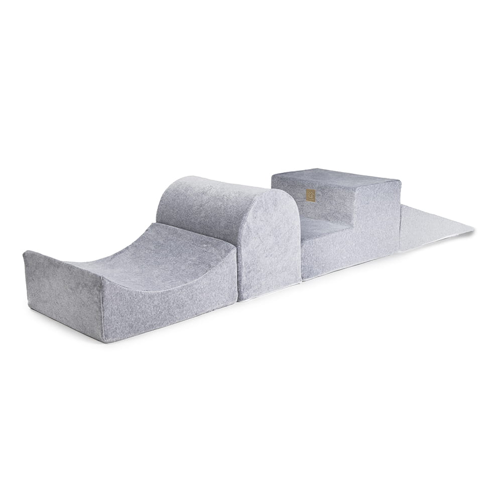 KR02001